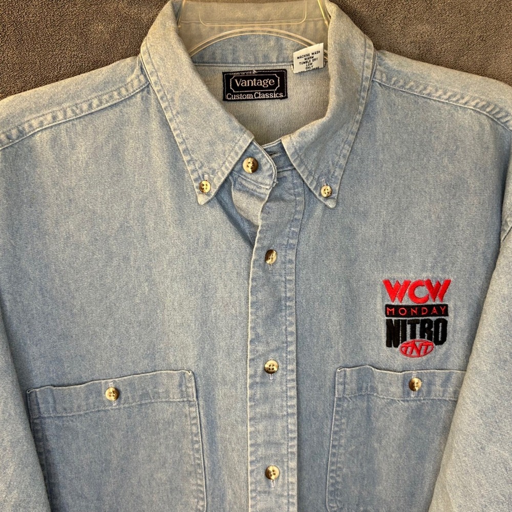 Vintage WCW Monday Nitro Wrestling NWO Hulk Men's L Blue Denim Shirt USA Made